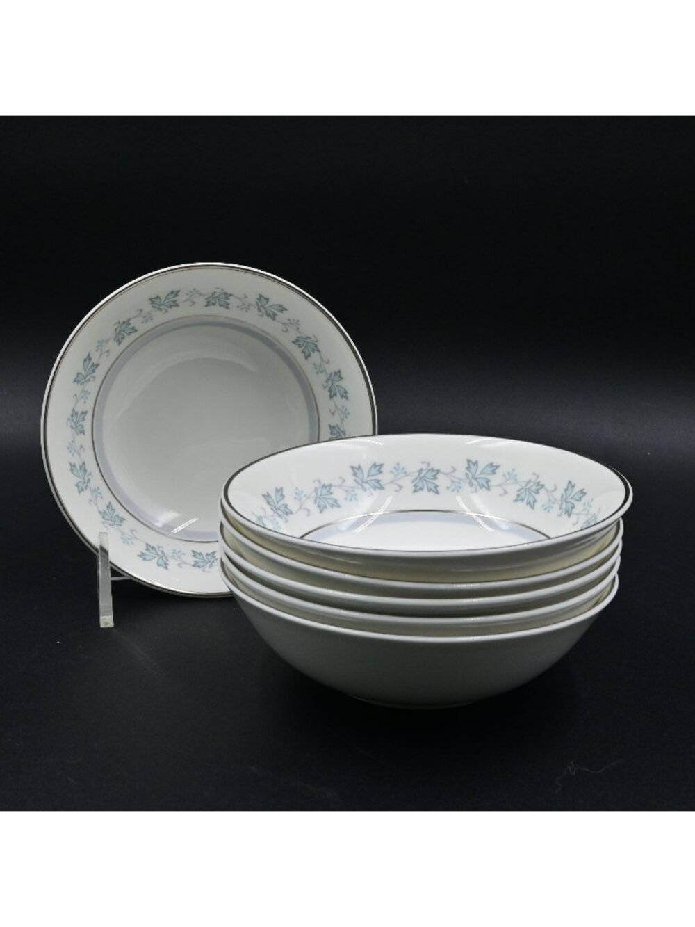 Royal Doulton Lyric H4948 Fruit / Desert Bowls Set of 6 5" Blue Leaf Silver Trim
